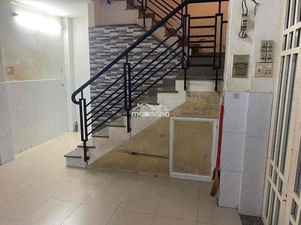 Nhà thuê hẻm 131/ tân hương - tân phú hẻm xe tải thông dt 4,5x14m 1 - 2