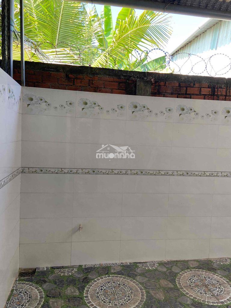 Nhà hẻm rộng mát, giá phù hợp người có thu nhập vừa - 4
