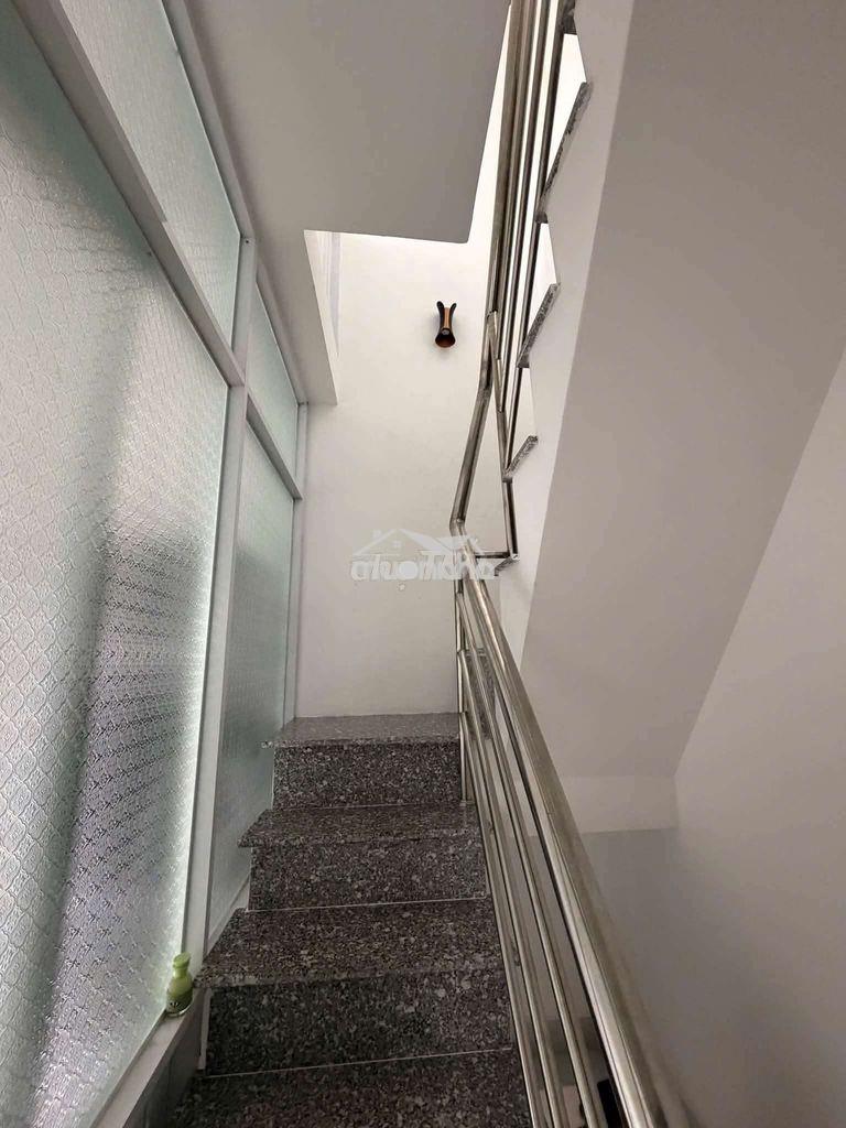 Cho thuê nhà 3 tầng, 2 pn , 2 wc, hùynh tấn phát, nhà bè. - 4
