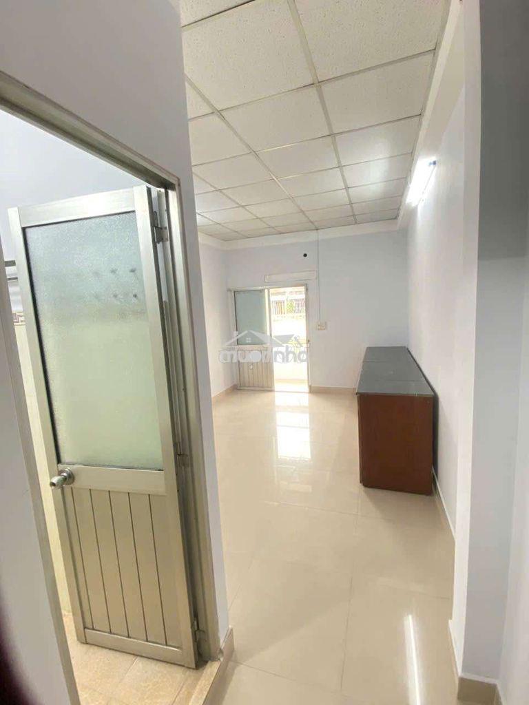 Giảm 400tr, bán c/cư 4pn,3wc gần chợ tân bình  - 3