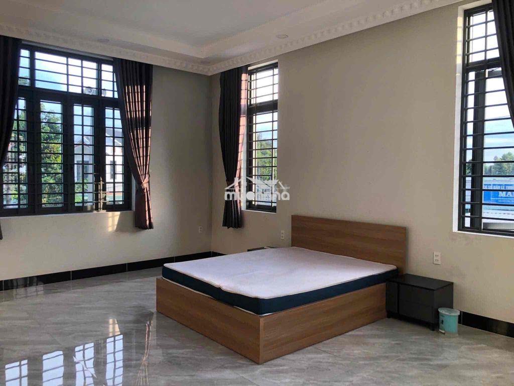 Biệt thự thành phố mới , gần eaon. 320m2 1 trệt 1 lầu full nội thất - 2
