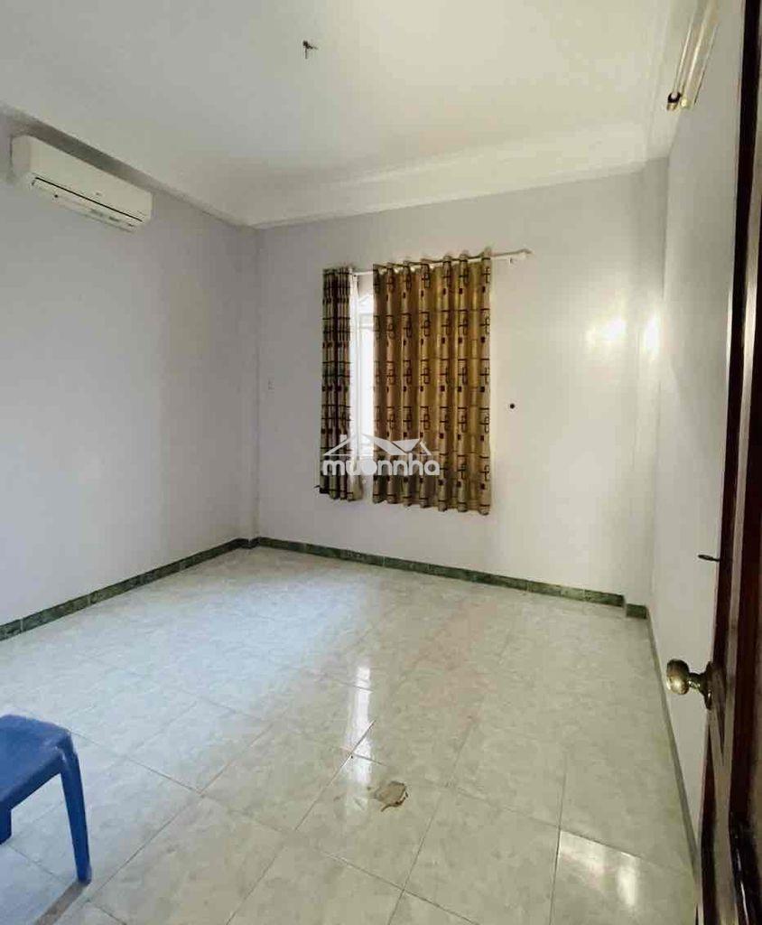 Nhà xinh q10, 36m2, 1 trệt 1 lầu, 2p. ngủ sân để xe ở và đi làm ok - 3
