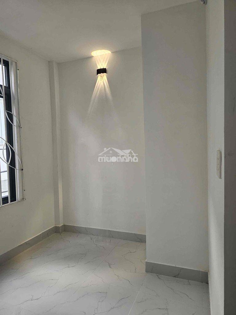 Nhà 4m x 4m , đúc 1 lầu , hẻm xe hơi , đường số 8, - 4