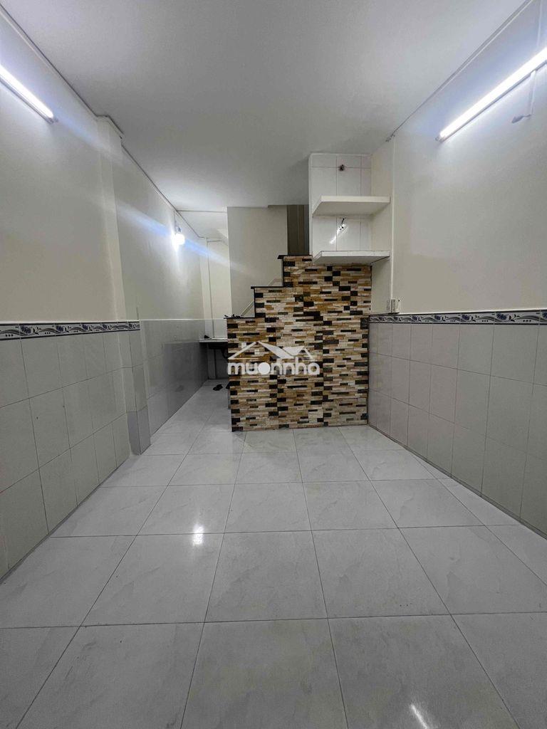 Cho thuê nhà mới hẻm ba gác thông quận 6 - 3