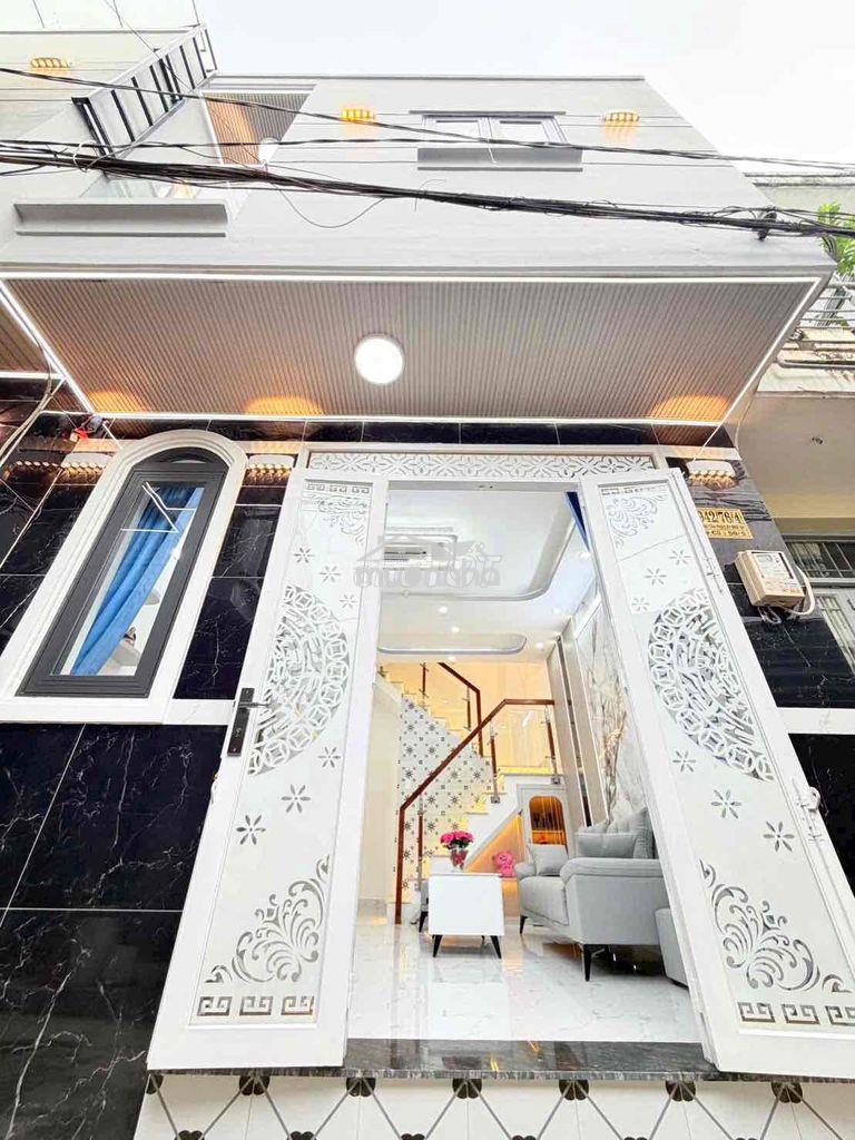 Nhà mới huỳnh tấn phát kế q7