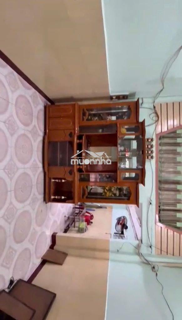 Căn 1: cho thuê nhà hẻm 4,5m(xh) hồ thị kỷ, p.1, q.10, 10tr.