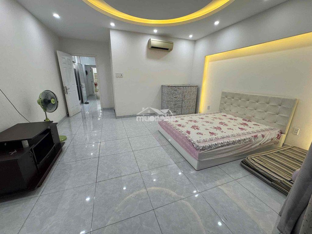 Căn hộ studio ban công 50m2 q7 giá 5tr8 - đối diện siêu thị vincomrt - 4