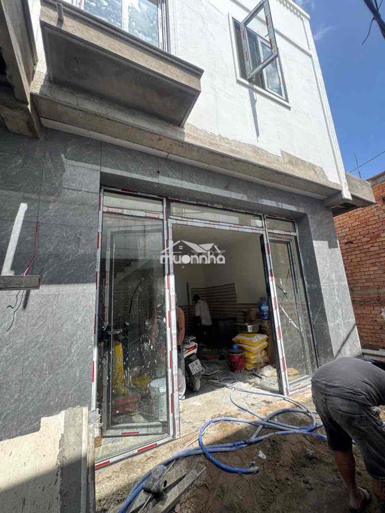 Nhà cho thuê 1 trệt 1 lau 6 triệu gần bến xe quận 8