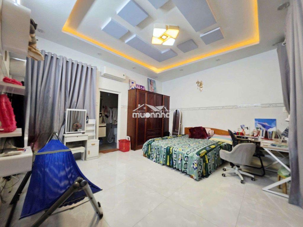 Nhà hẻm xe hơi, hẻm 1 sẹc , nhà có thang máy, ngang 19m - 4