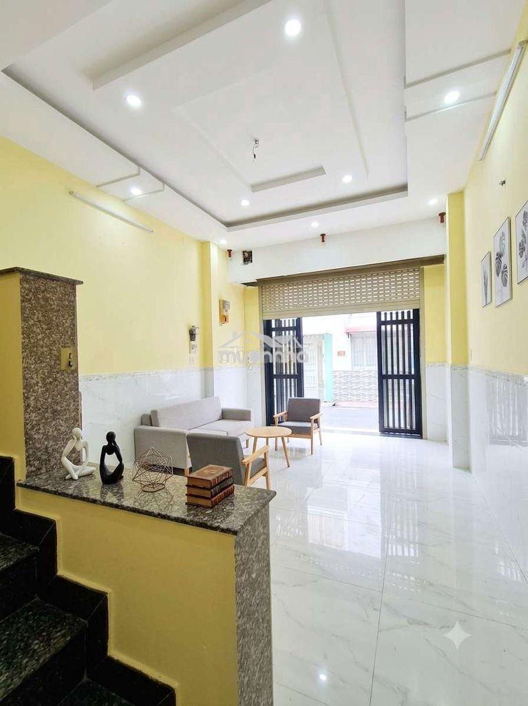Bán nhàtân phú-4 tầng btct. hxh vườn lài thông tân hương