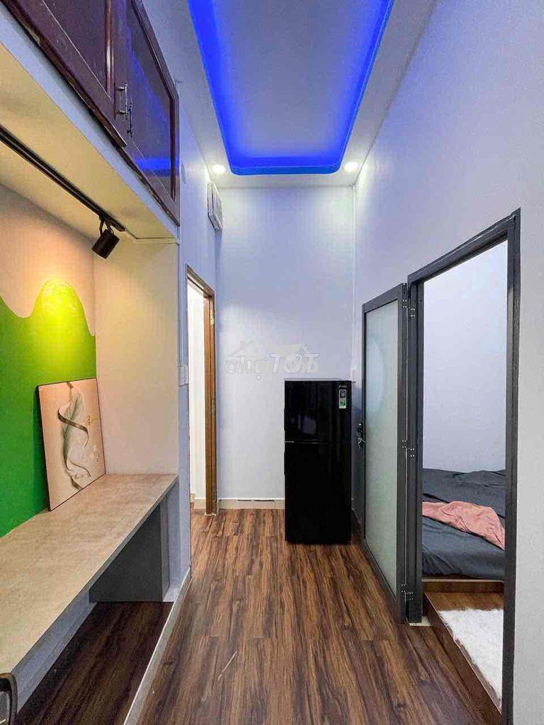 2pn - balcon - ngay vòng xoay dân chủ - quận 10 - full nội thất