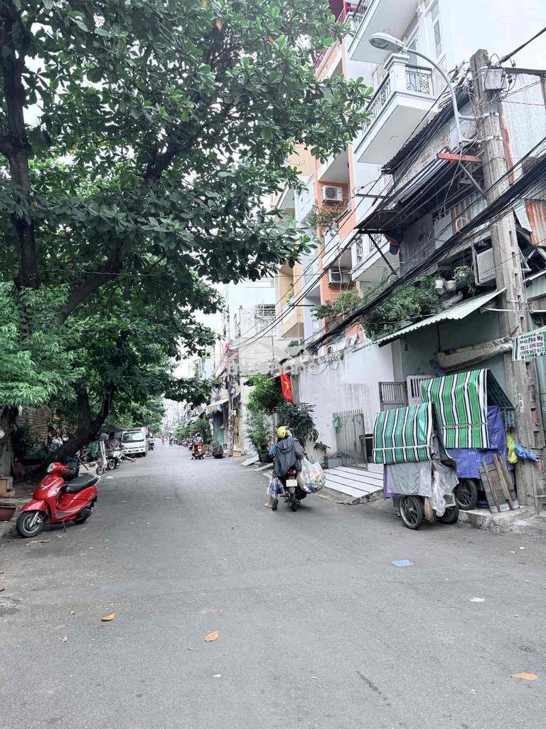 Nhà mới ở ngay - 4 tấm hoàn công đủ - sổ đẹp - 3