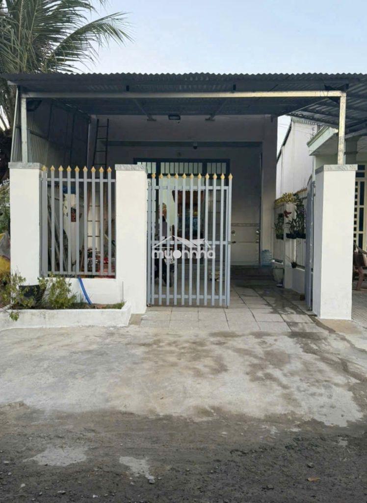 Cần tiền ! bán nhà ở ngay xã phước vĩnh an *dt: 125m2 shr giá 820tr