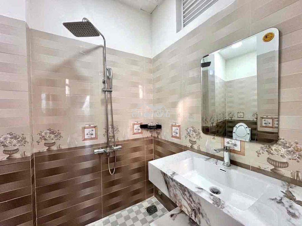 Hẻm 6m thông phú thọ hoà,, 3 tấm, 4 x 18m, 4 phòng, 4 wc - 4