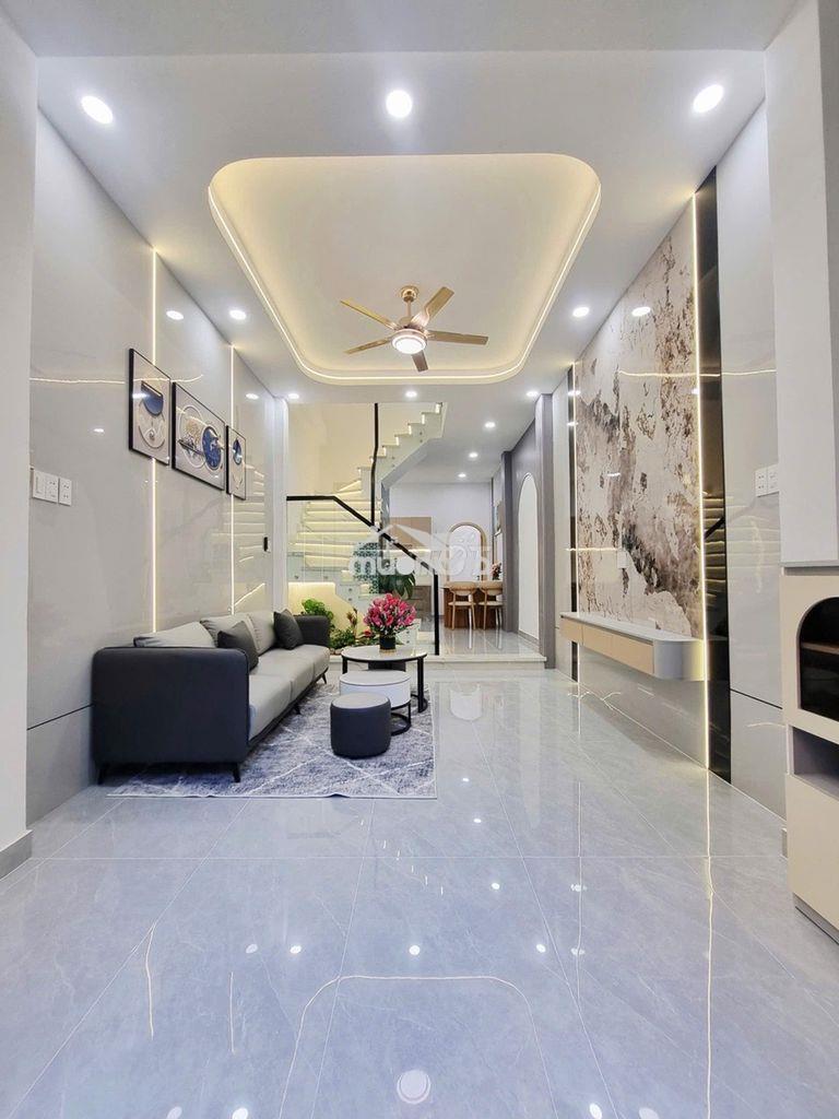 Chiều sâu 12.5m- hẻm xe hơi 5m-3 tầng-3pn,2wc- sổ đẹp nở hậu-giá 4.3tỷ - 4