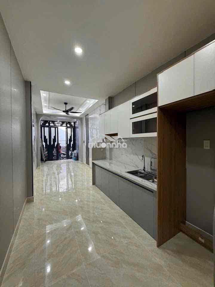 Nhà mới đẹp quận 4 - 2