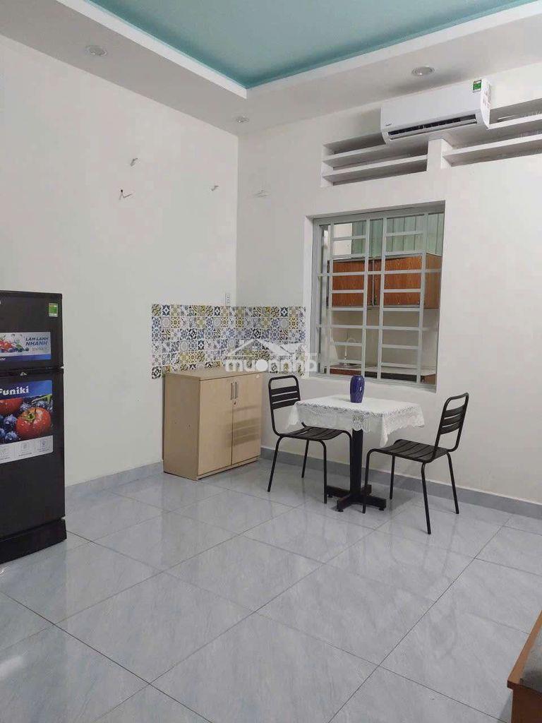 Phòng sutio tách bếp bancol gò vấp - 4