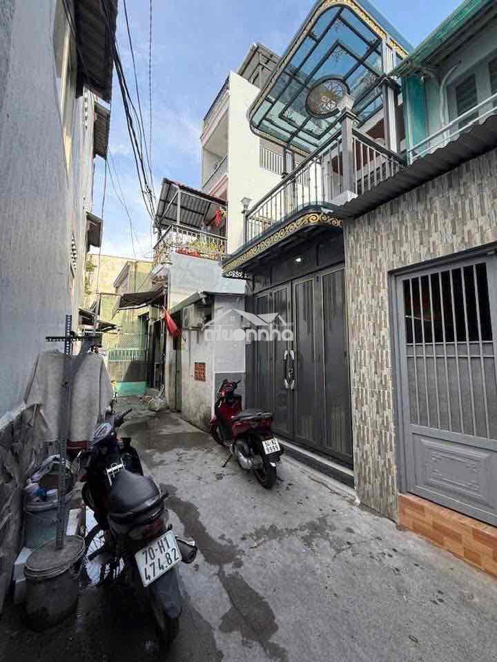 Nhà mới đẹp quận 4