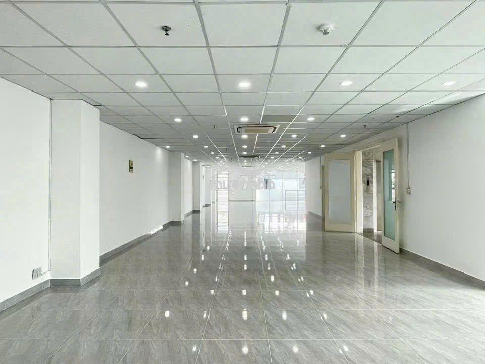 Cho thuê căn góc 2 mặt tiền nguyễn thông dt 12m x 24m quận 3 - 4