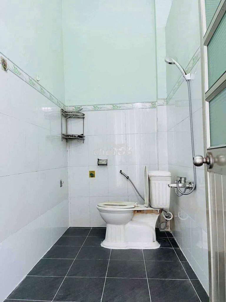 Nhà lầu gần nhà thờ bình an - 2