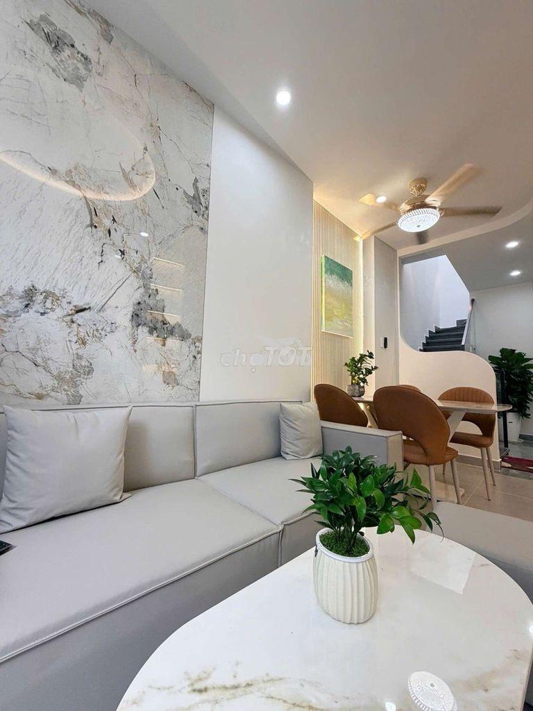 Nhà mới full nội thất – giá 6,95 tỷ – sát quận 1 - 3