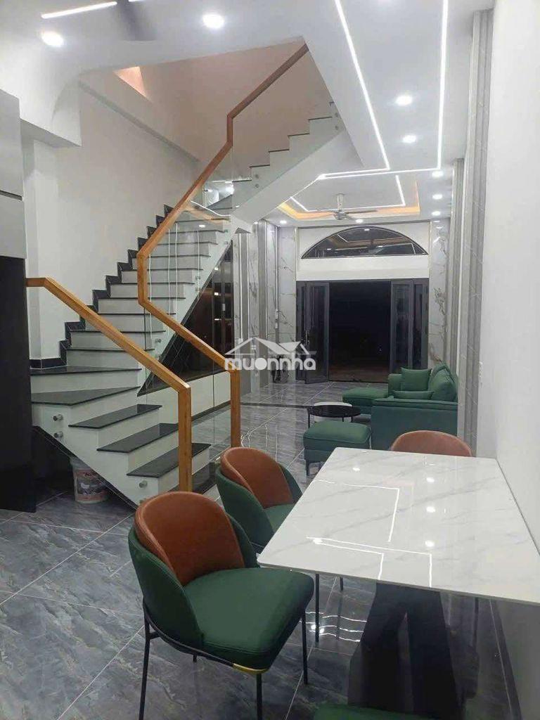 Nhà 2 tấm gần chợ thông dụng  - 3