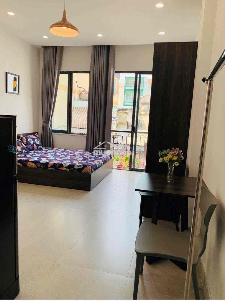 Cho thuê phòng ban công full nội thất giá rẻ gần văn lang cơ sở 1 rẻ