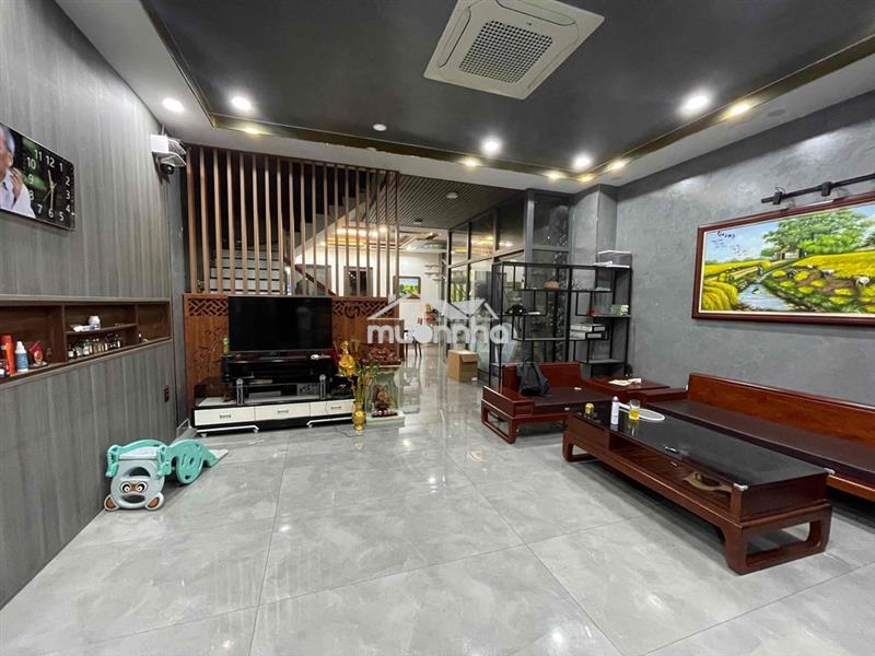 Cho thuê nhà nguyên căn full nội thất cao cấp đường bàu gốc