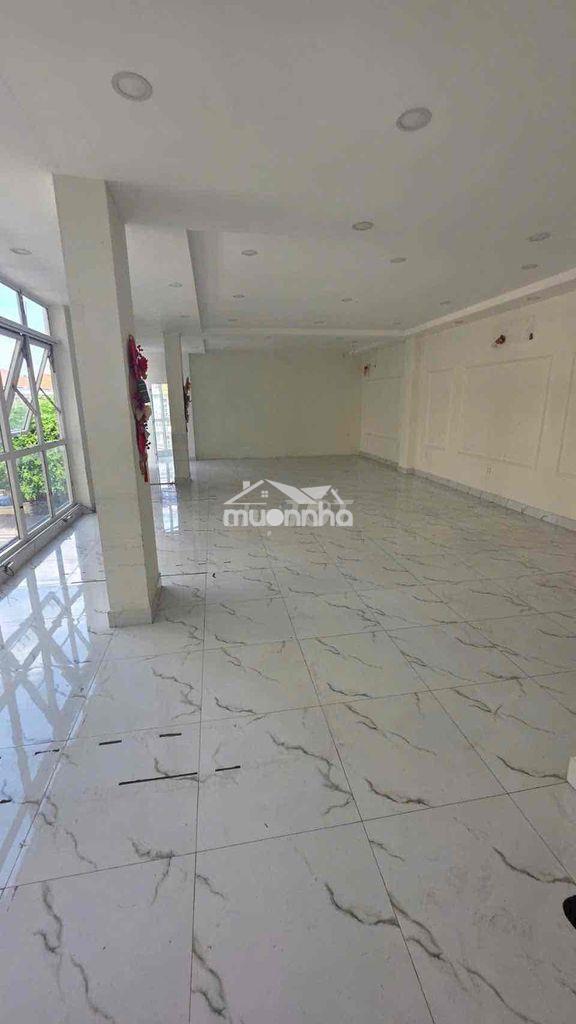 Cho thuê vp đường 23 lầu 3 có thang máy 7m x 20m - 3