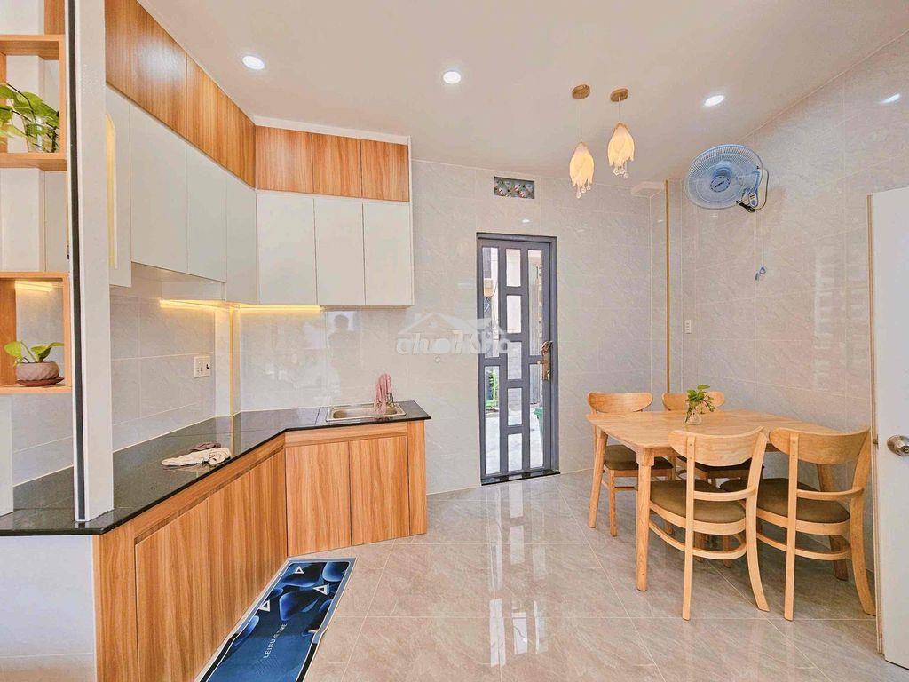 Nhà mới bùi quan là -2 mặt tiền thoáng mát.hợp gia đình trẻ giá 3,450 - 2