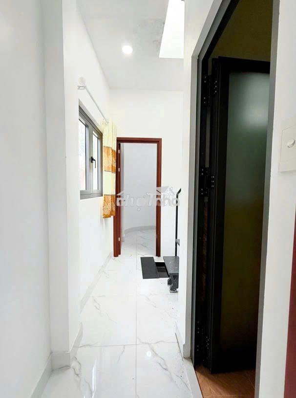 Khá hiếm - lý thái tổ quận 10 - 4 tầng nhà mới, 4 phòng, sân thượng. - 4