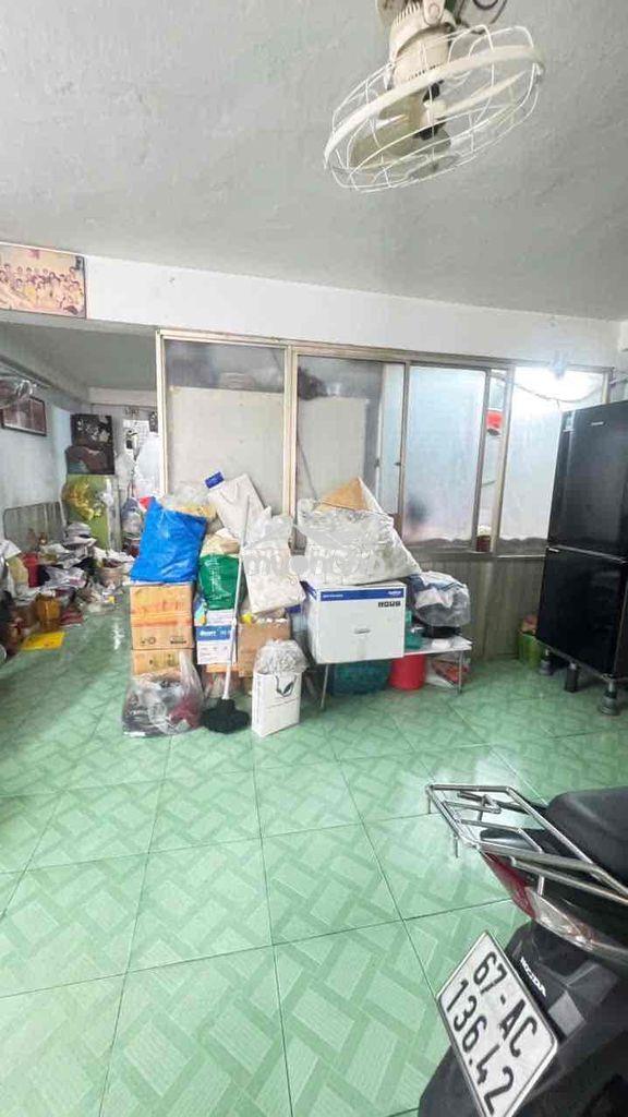 Bán nhà quận 4 - khu xóm đạo - 4