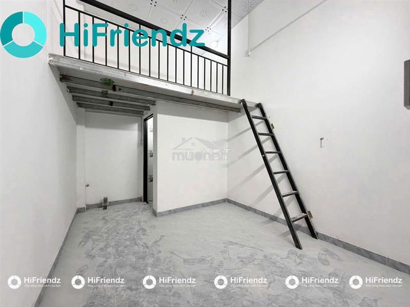 Phòng trọ giá rẻ - gác cao - ngay bốn xã - nhận pet - xe điện - 5p hiu