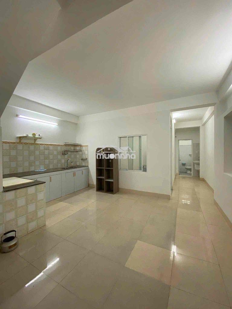 Cho thuê nhà 2 tầng mt nguyễn đức thiệu lâu dài 10tr/1 tháng - 2