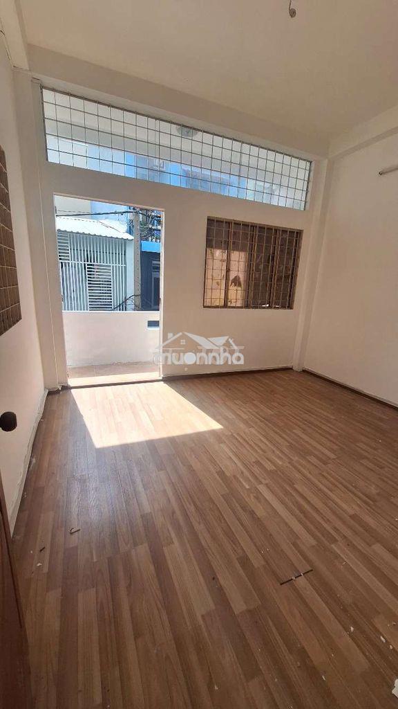 Nhà 3 tầng hẻm.âu cơ f14, quận 11. dt 6x13, 3pn 3wc, sân thượng - 2