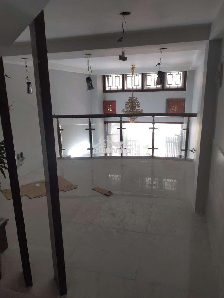 Cho thuê gấp hxt 568/10a lạc long quân, q11 gần âu cơ, nhà mới giá 14t - 4