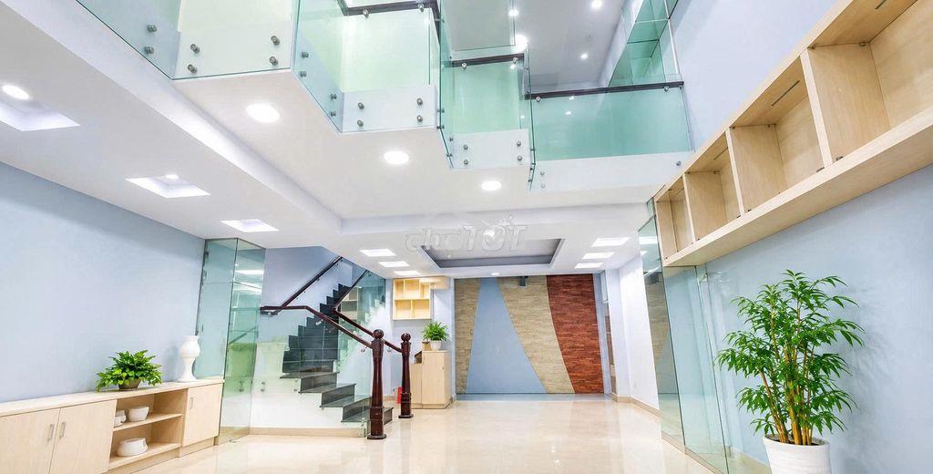 Cho thuê hxh trần hưng đạo q1 - ngang 15m, 3 tầng, st, 77tr - 2