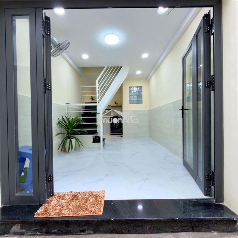 Cho thuê nhà mới, full nt, hẻm 2 xe máy, huỳnh tịnh của q.3