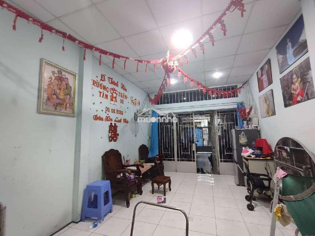 🚨 Nhà 2 tầng hxh đường 11 linh xuân - 87.1m² - 5.1tỷ
- 2