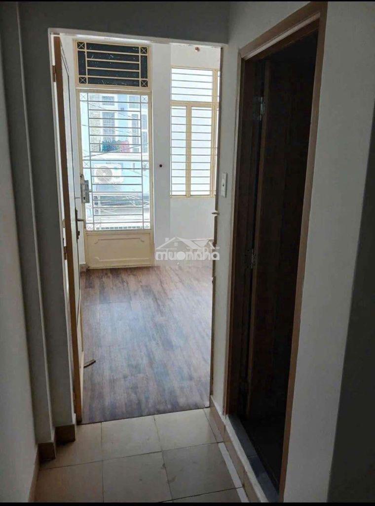 Nhà mới thông thoáng - 1 trệt 2 lầu, 4pn 3vs - 3