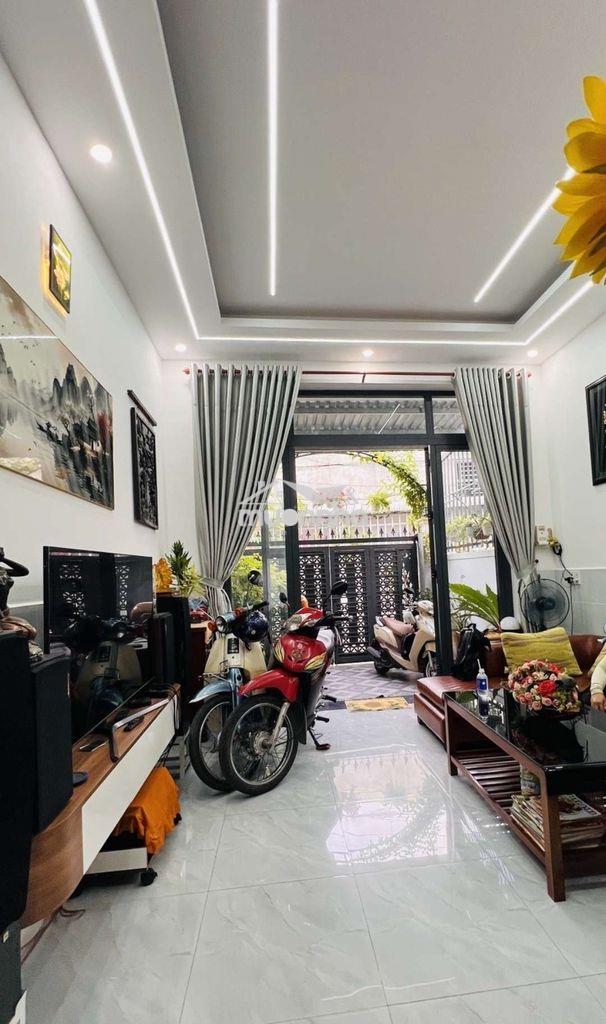 Chủ giảm 400 tr! nhà 1 trệt 1 lầu cạnh kdc thuận giao, nhà 2  mặt tiền