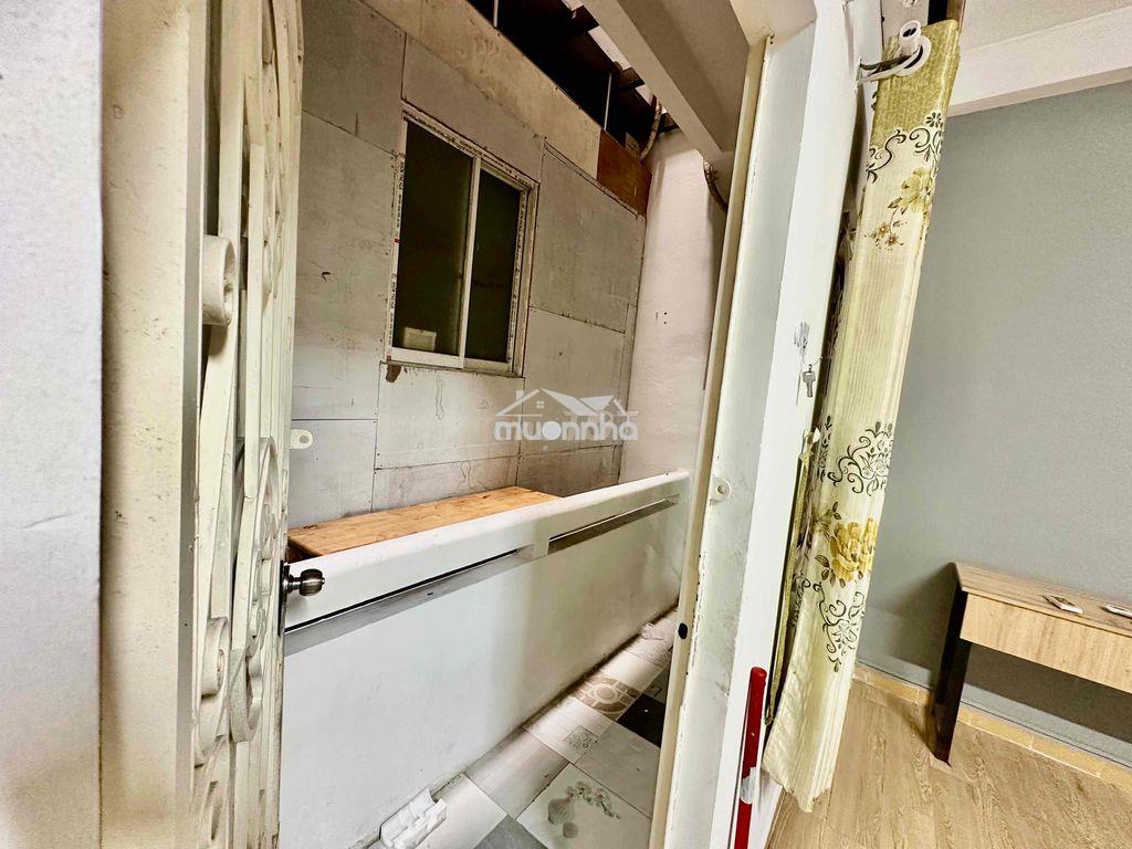 Rẻ - phòng lớn full nt - cộng hoà - trường chinh - giá 4tr5 - 3