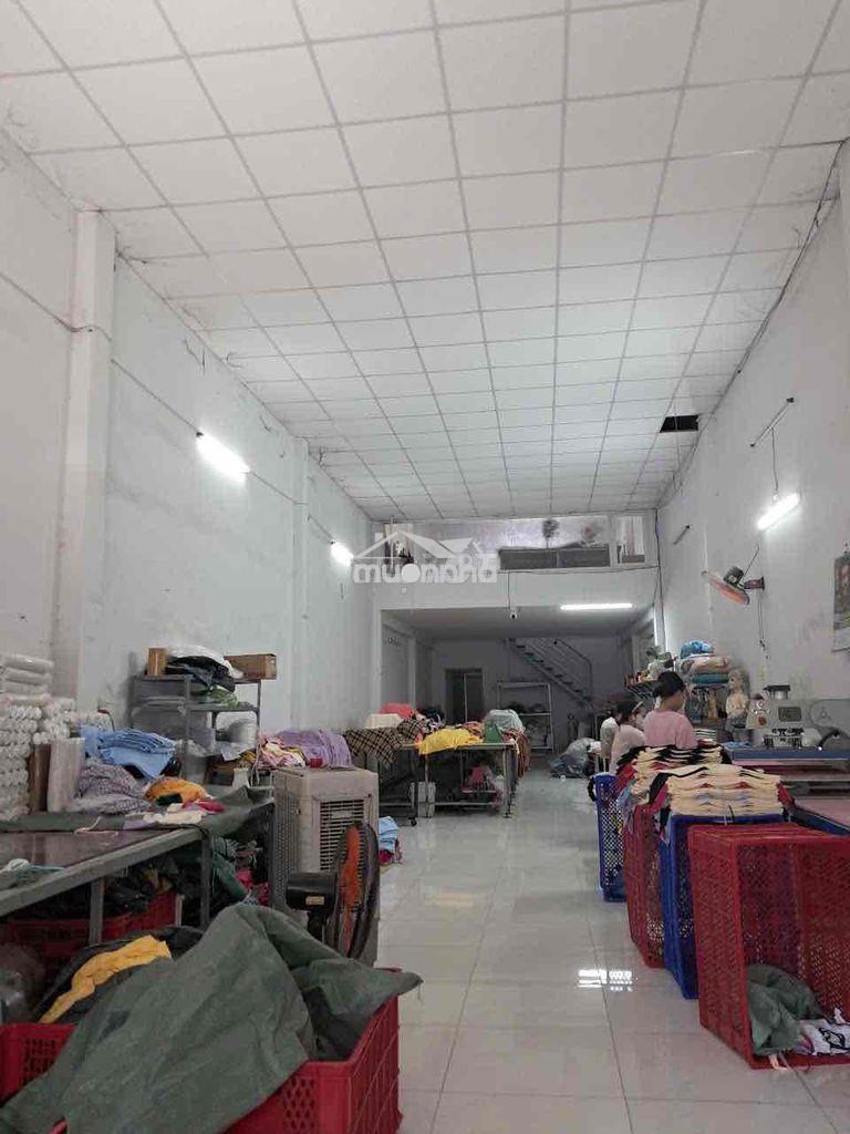 Cho thuê kho 8tr/th còn bớt dt:5x30 ( có gác lửng , nền gạch men ) p - 2