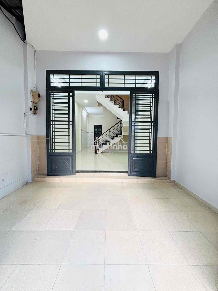 Nhà 4x14m 1 trệt 2 lầu 4pn hxh lạc long quân - tân bình - 2