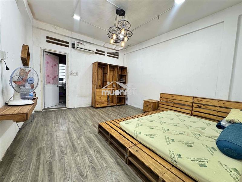 Phòng trọ sinh viên ngay đh công nghiệp cách 1km 25m2 ban công