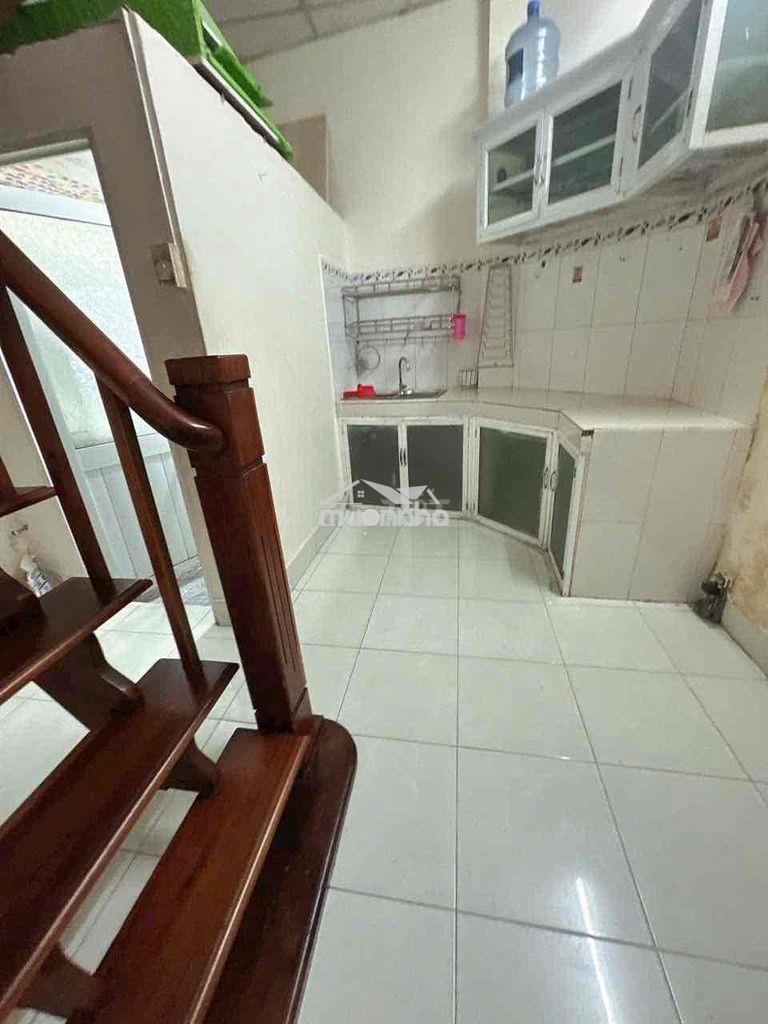 Cho thuê nhà nguyên căn (dt:3,5x6,5m) 1pn1wc hoà hưng q10 - 2