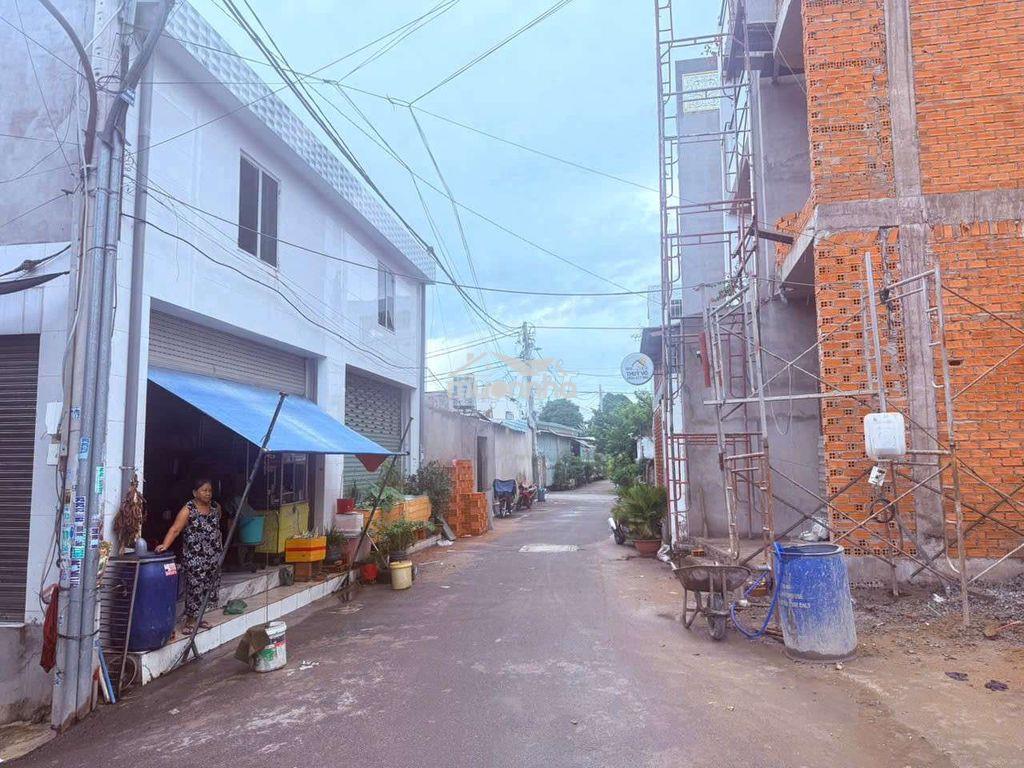 Nhà cho thuê 50m góc 2 mt hẻm 8m tây lân quận bình tân - 2
