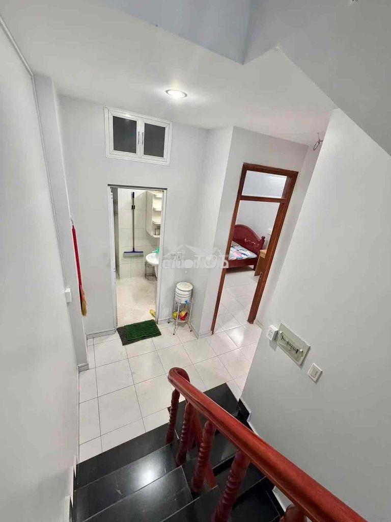 Cho thuê nguyên căn trệt 3 lầu - 3