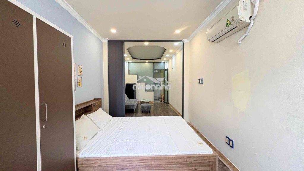 Cho thuê chdv 2pn + 1pn ban công nguyên tầng 50m2 full nội thất mới q3 - 2
