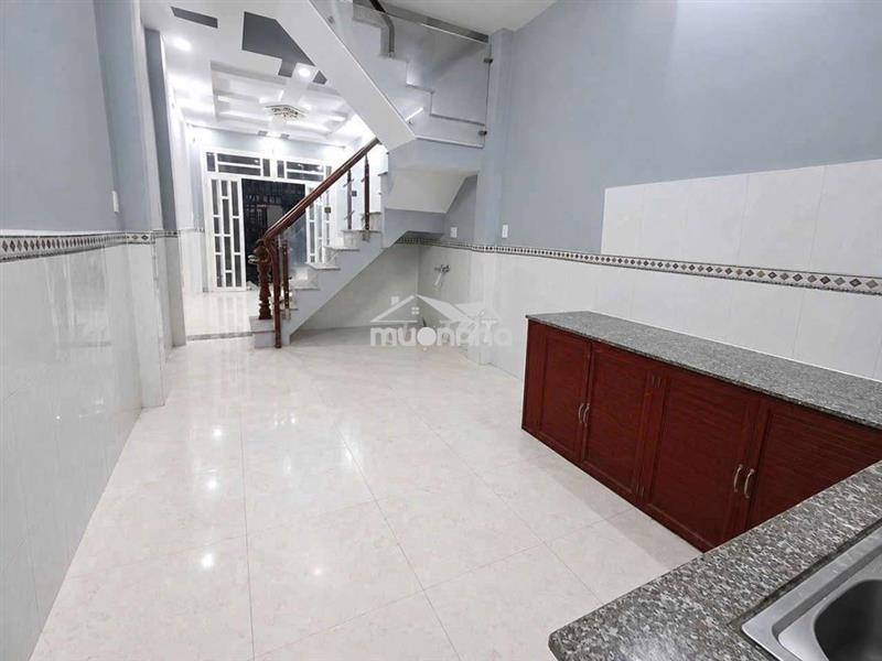 10tr cho thuê nhà nguyên căn
387 phạm hữu lầu phước kiển nhà bè